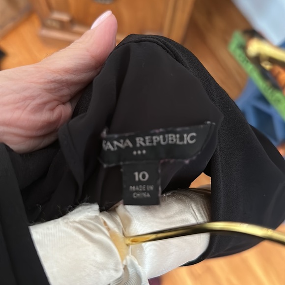 Sleeveless crepe jumpsuit from Banana Republic - Picture 6 of 8